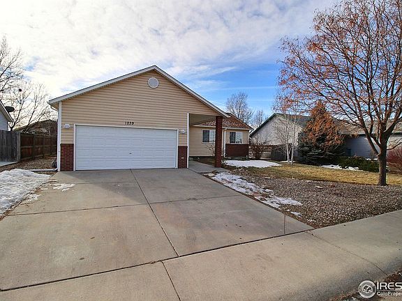2nd image of 1239 Westwood Dr
