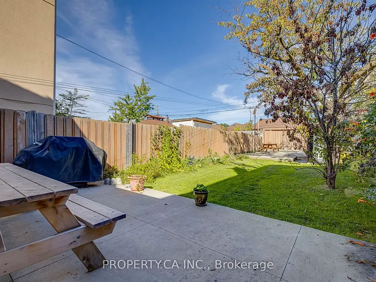34 Ashbury Ave — Photo 8