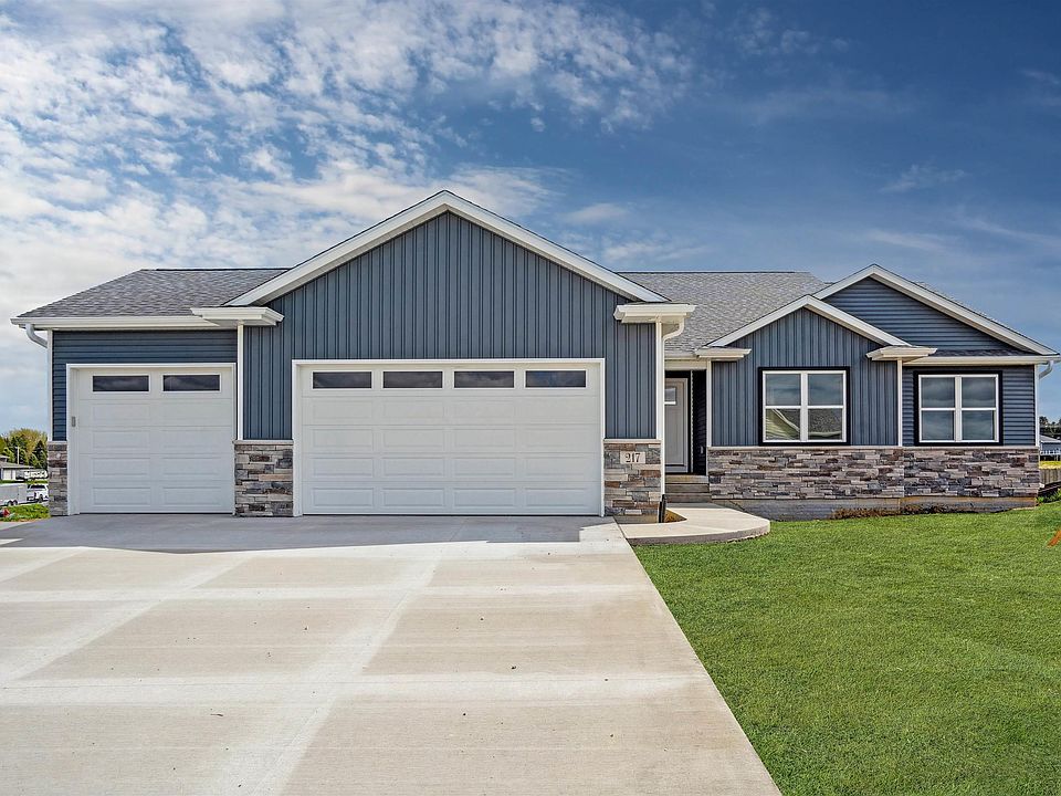 1st image of 217 Willow Oak Dr