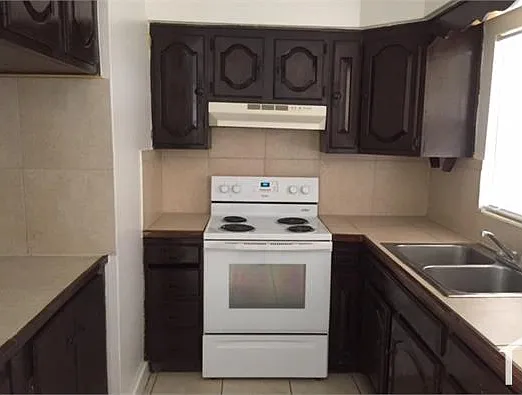 824 E 112th Ave — Photo 12