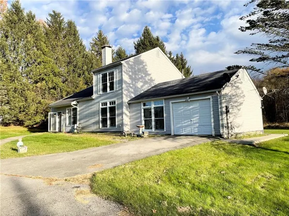 121 Goldin Boulevard, Walden, NY 12586