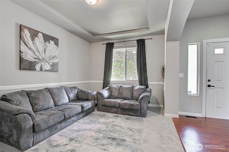 5th image of 20604 95th Avenue Ct E
