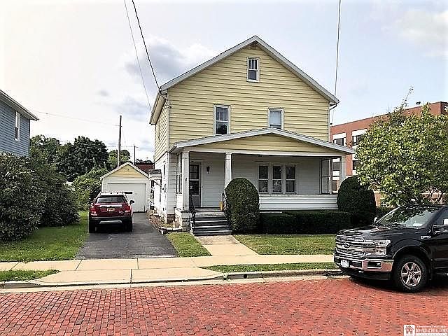1st image of 40 Sherman St