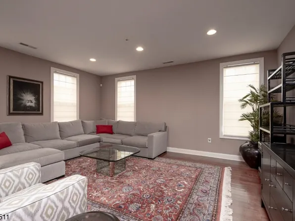 1301 Town Center Way #1301, Livingston Twp., NJ 07039