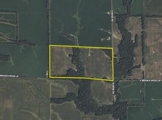 5301 N Ridge Rd, Olney, IL 62450