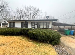 1916 Crown Point Dr, Saint Louis, MO