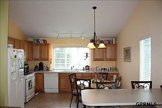 2nd image of 1118 Woodview Cir