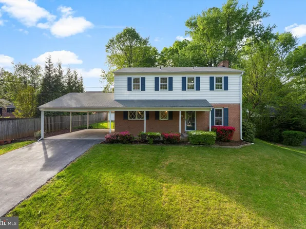 1003 Pruitt Ct SW, Vienna, VA 22180