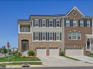 22277 Foggy Ridge Ter, Ashburn, VA 20148
