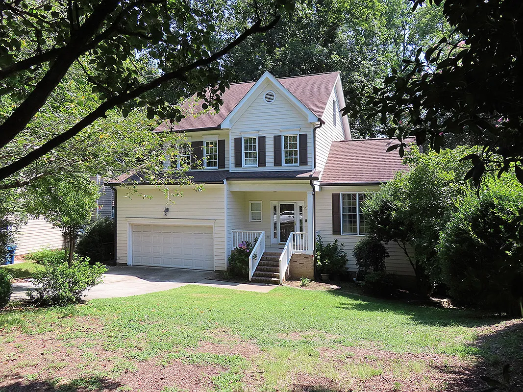 3 bed, 2.5 bath, 2161 sqft, $2,495 — Photo 1
