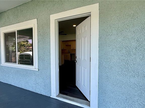 3rd image of 4542 Bandini Ave