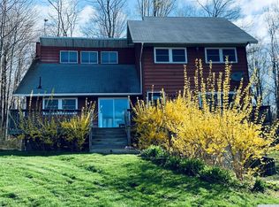 43 Round Mountain Rd, Stephentown, NY 12168