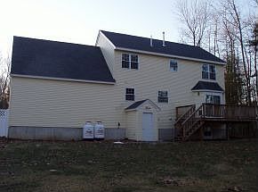 2nd image of 27 Dows Ln