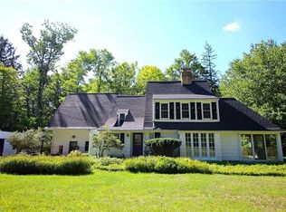 339 Bentleyville Rd, Moreland Hills, OH 44022