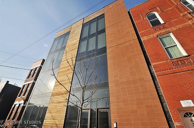 1st image of 618 N Ashland Ave #1