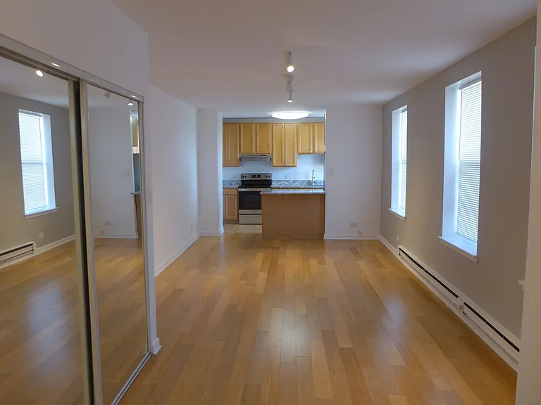 808-12 W Junior Terrace — Photo 44