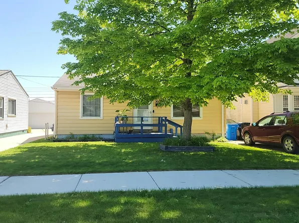 30144 Brush St, Madison Heights, MI 48071