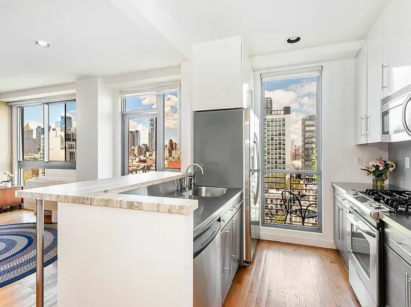 38 Delancey St APT 10D, New York, NY 10002