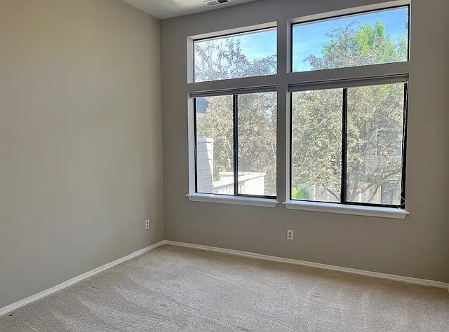 962 E Riverpark Ln — Photo 17