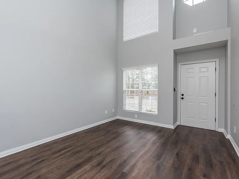 3853 Boston Rd — Photo 11