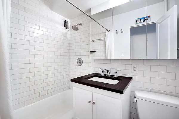 Sold by Weichert Manhattan Midtown | media 17