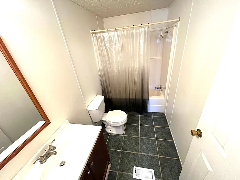 27132 Highway Fifty Eight — Photo 16