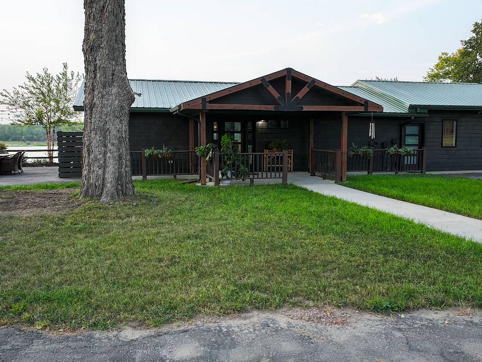 1st image of 57311 892nd Rd