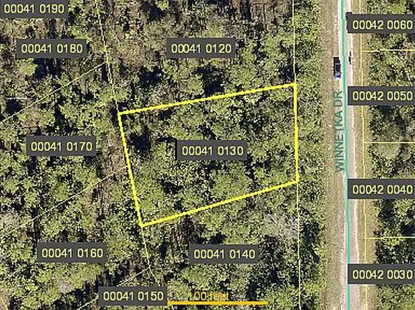 2109 Winnetka Dr, Lehigh Acres, FL 33972