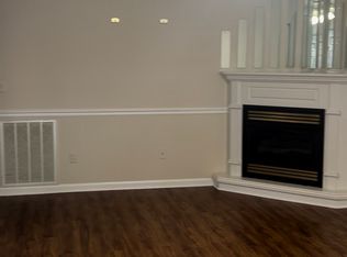 447 Mount Vernon Dr, Calhoun, GA 30701