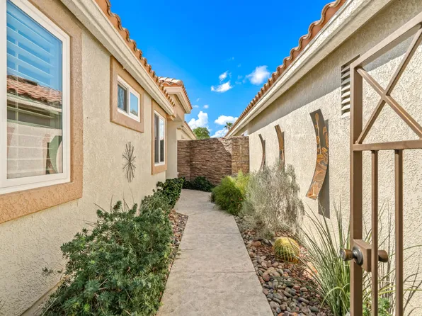 42741 Turqueries Ave, Palm Desert, CA 92211