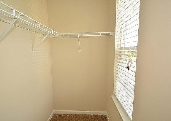 5th image of 17022 Newberry Ln