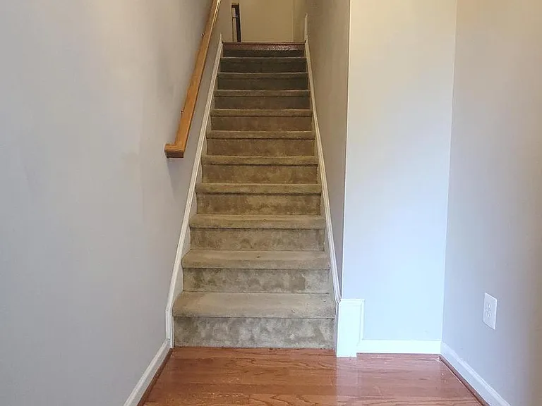 20479 Greymont Ter — Photo 2