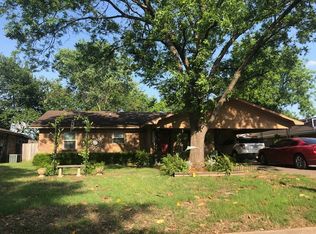 1216 N Porter St, Stuttgart, AR 72160