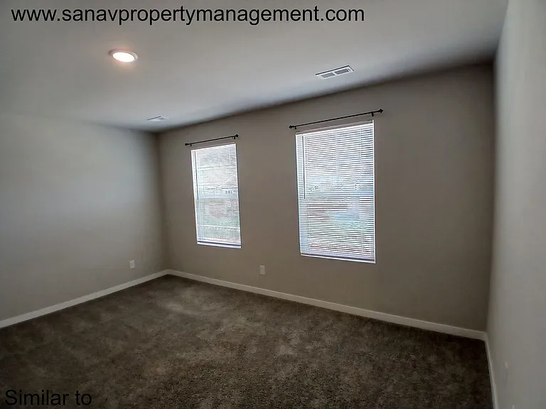 2404 SW Plaza Pkwy — Photo 28