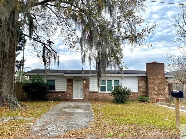 125 Chatham Villa Drive, Garden City, GA 31408