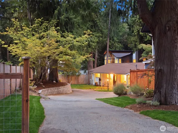 13323 108th Avenue NE, Kirkland, WA 98034