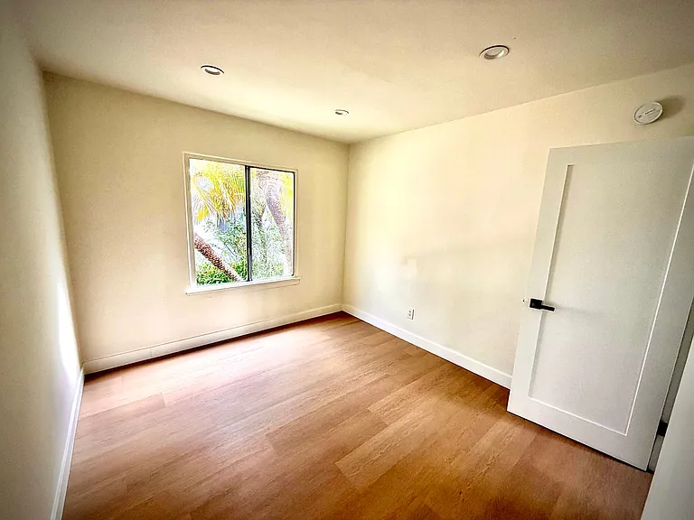 818 Grant St — Photo 31