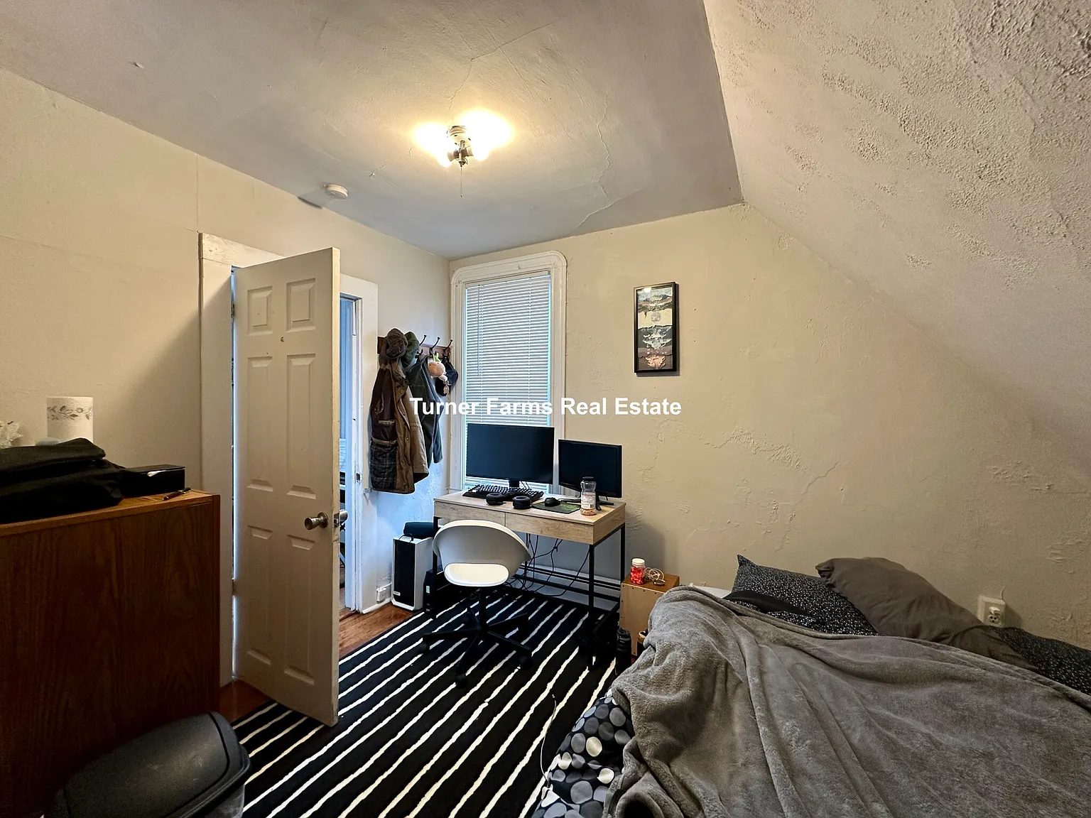 3 bed, 9999 sqft, $3,395 — Photo 3