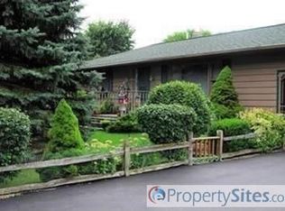 13066 Riverside Dr, Constantine, MI 49042