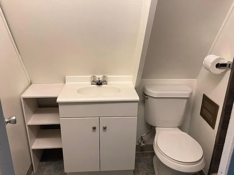 710 Crescent Dr — Photo 12
