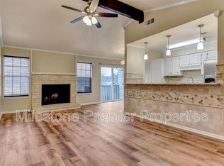 914 W Washington St E, Sherman, TX 75092
