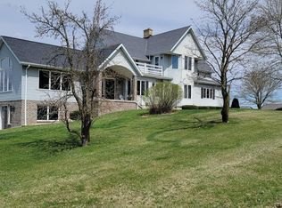 3824 Badger Rd, Kewaskum, WI 53040