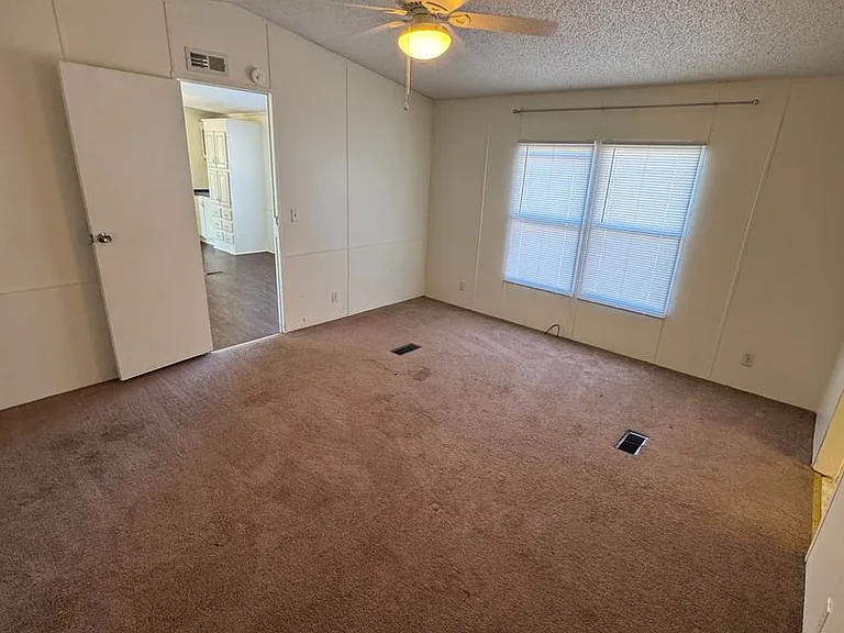 1004 Pennsylvania Ave NW — Photo 7