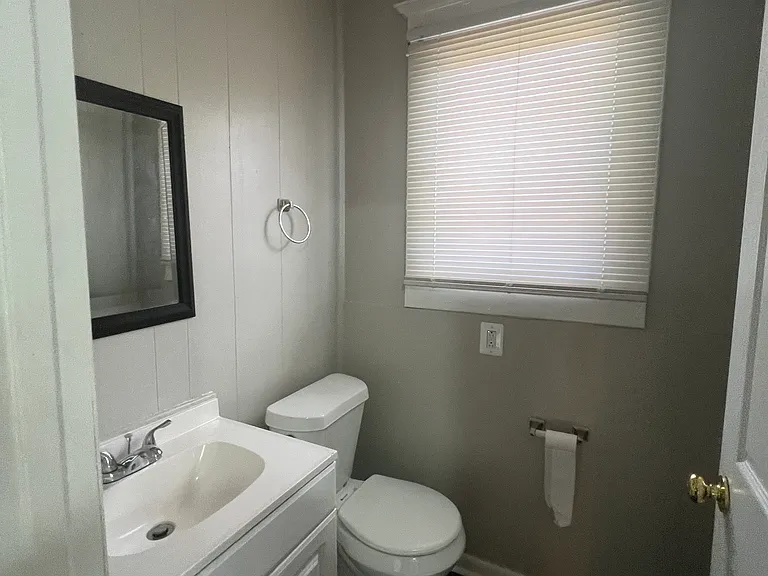 417 N Linwood Ave #417 — Photo 7