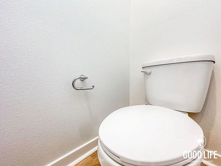 7006 Solara Way — Photo 18