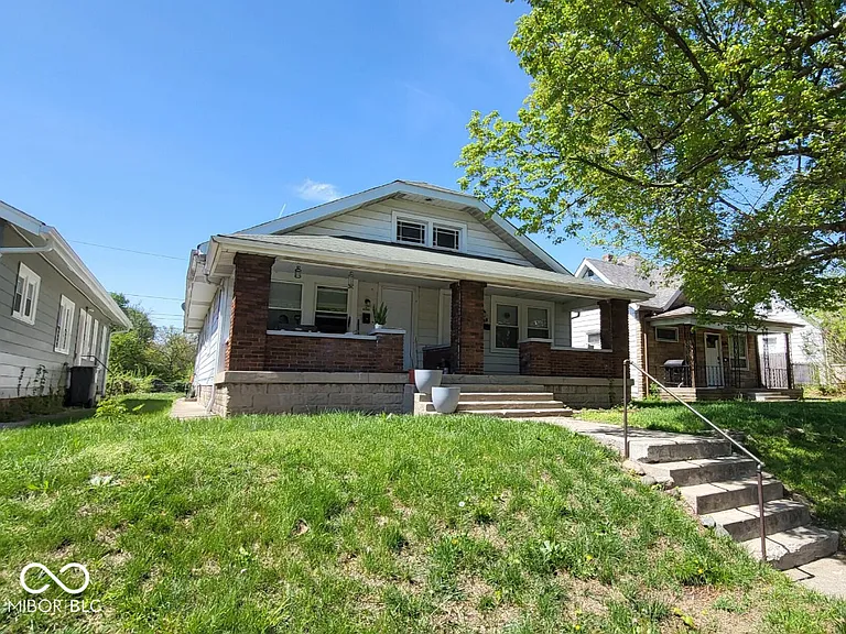 3924 Byram Ave — Photo 2