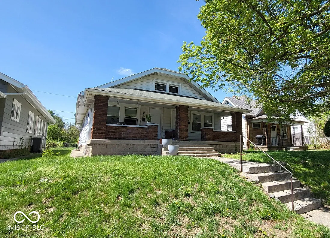 Building Photo - 3924 Byram Ave