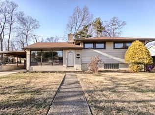 24 Cornell Dr, Camp Hill, PA