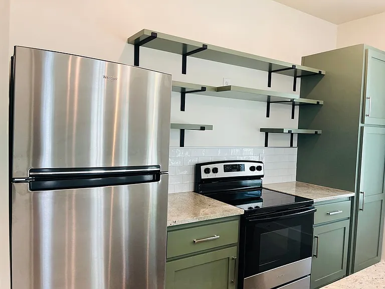 705 Jefferson St — Photo 8