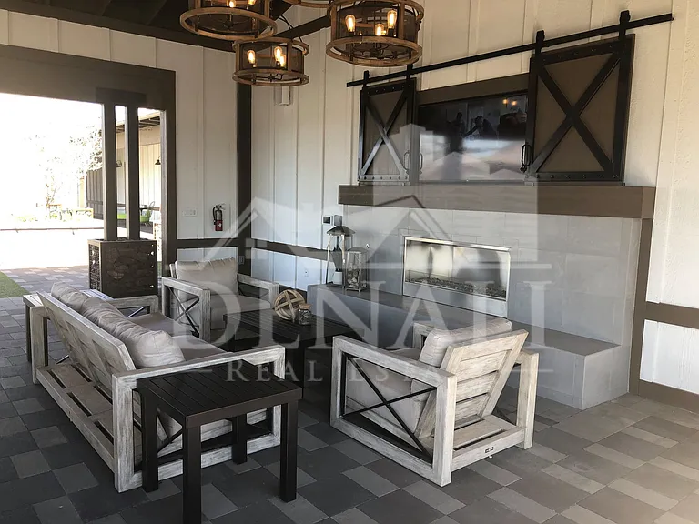 14351 W Georgia Dr — Photo 29